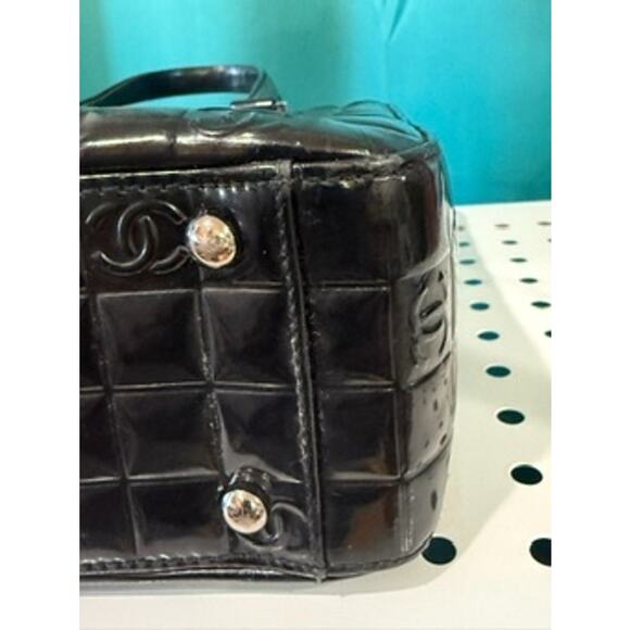 CHANEL CHOCOLATE BAR COCO CHANEL PATENT TOTE*Hologram*ENTRUPY - Picture 11 of 13